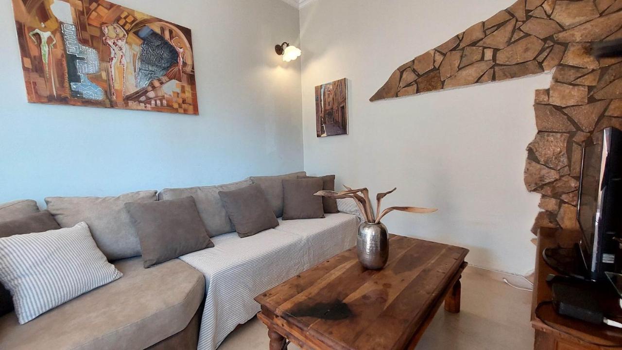 Alex Apartment بيراما المظهر الخارجي الصورة
