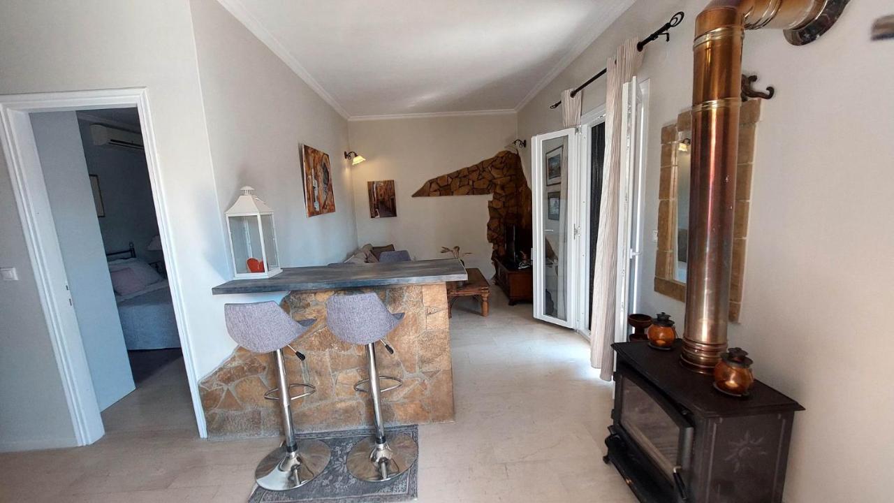Alex Apartment بيراما المظهر الخارجي الصورة